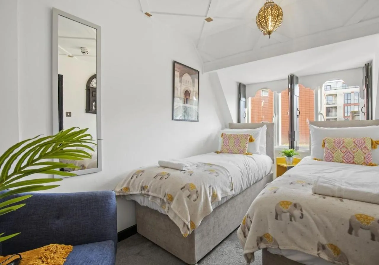 Moroccan Hub By My Getaways Villa Brighton Holiday home